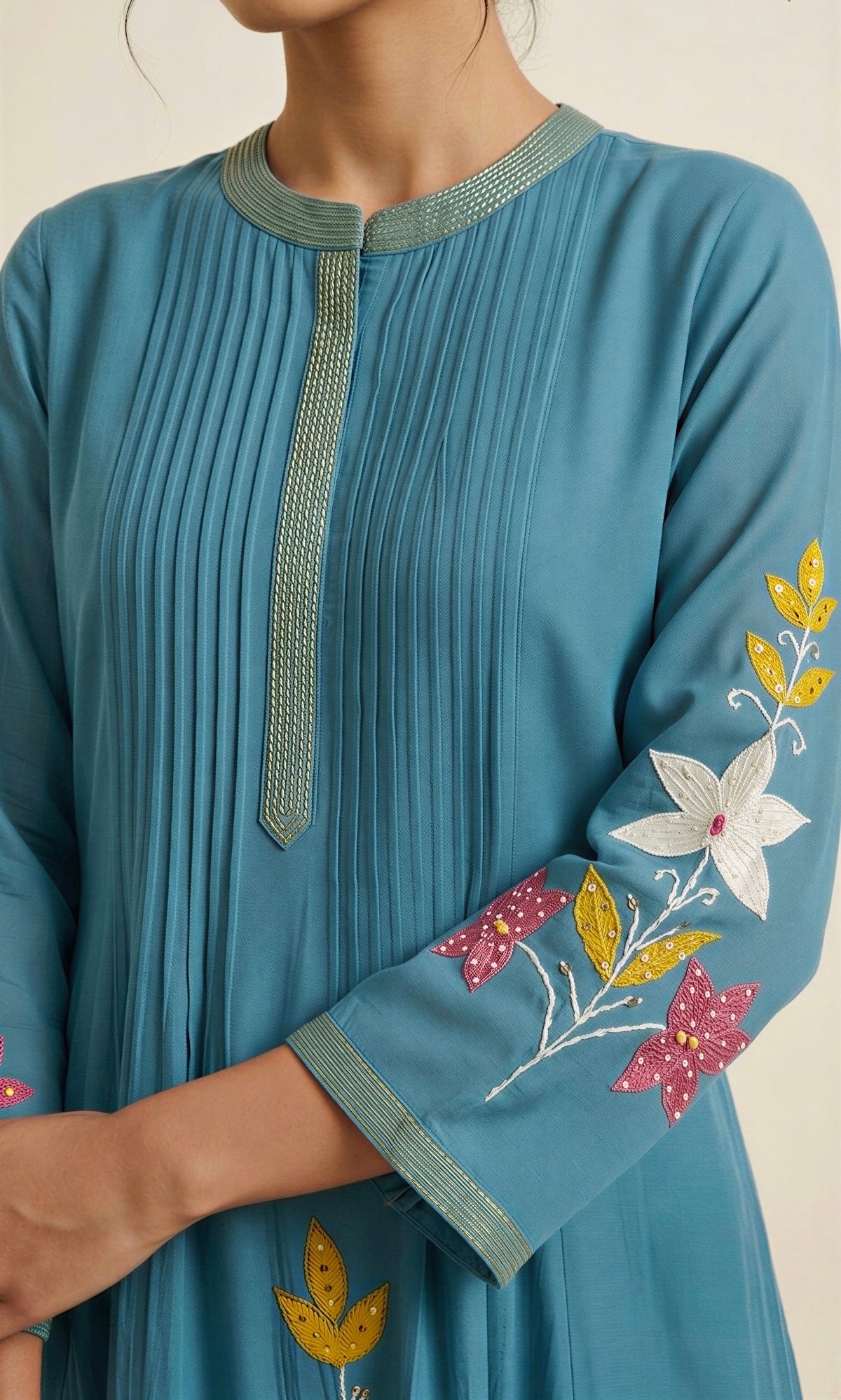Teal Blue Floral Embroidered Chanderi 3-Piece Suit Set